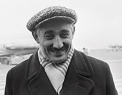 Тофик Бахрамов в аэропорту Схипхол 27 февраля 1967