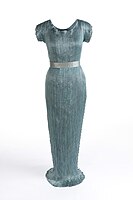 Туника из плиссированного шёлка, около 1921 - 1950. Музей костюма, Мадрид.