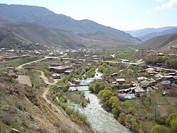 Река у села Арени, Армения