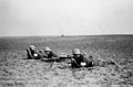 Бойцы венгерской армии учатся стрелять из трофейного пулемёта ДП. Восточный фронт, 1942 год