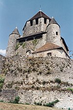 Стены замка Турсезар[fr] во Франции
