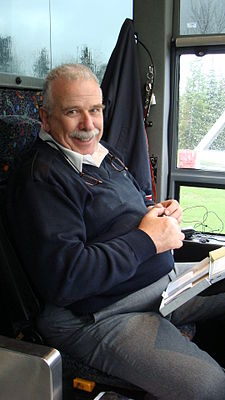 Андре Артюр за рулём автобуса (9 мая 2009)