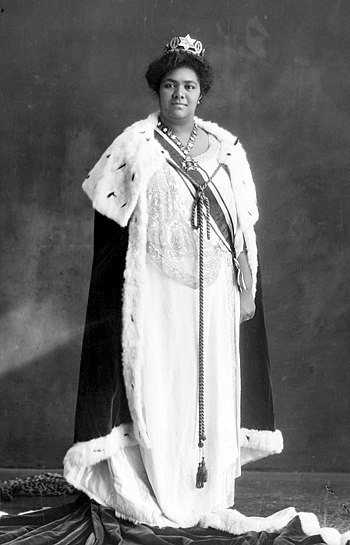 Королева Тонга Салоте Тупоу III.