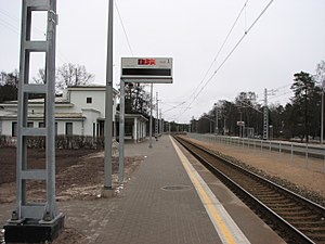 Остановочный пункт Булдури в Юрмале на электрифицированной железнодорожной линии Торнякалнс — Тукумс II, Латвия