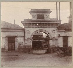 Входные ворота Выйского завода, 1910