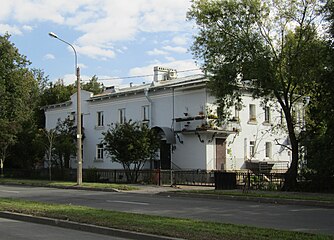 Школьная улица, дом 24 в Санкт-Петербурге