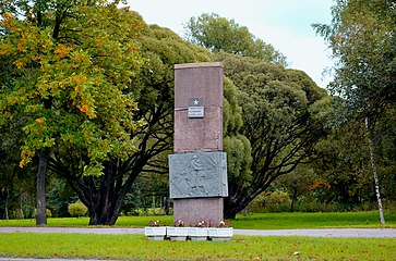 Одна из стел на мемориальной трассе «Ржевский коридор»