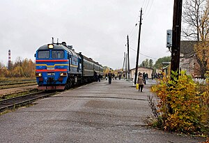 Пригородный поезд на Углич