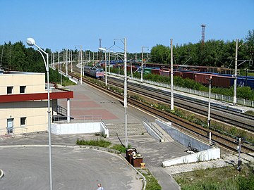 Сегежа. Вокзал и платформы. Вид с эстакады