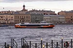 «Метеор 120Р», прибывший в Санкт-Петербург для показа гостям Петербургского международного экономического форума 2022. 16 июня 2022 года