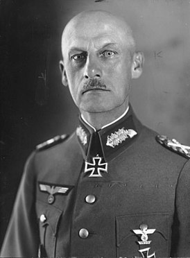 Командующий группой армий вермахта "Север" Вильгельм фон Лееб