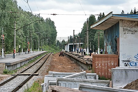 Ремонт платформ 2007 года. Вид в сторону ст. Токсово