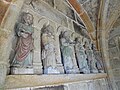Статуи апостолов в церкви Нотр-Дам