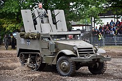 M16A1 СВ Вооружённых сил ФРГ, на выставке «Stahl auf der Heide», 2019 год — Немецкий танковый музей, Мюнстер.