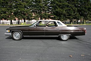 1975 Cadillac Sedan Deville