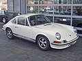 Porsche 911 с ЗЗ-компоновкой (многие современные 911 — полноприводные)