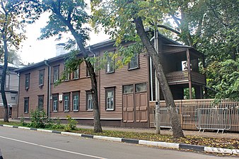 Старый флигель (дом, в котором в 1888—1896 гг. жил писатель Короленко В.). 2021 год
