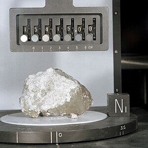 Камень Бытия в лаборатории на Земле