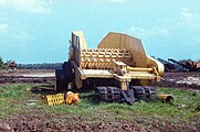 Корчеватели пней (peat machine)